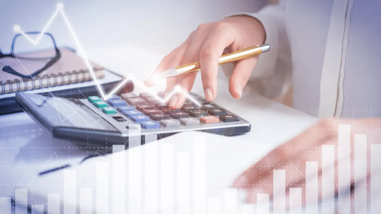 The Independent Contractor's Handbook on Tax Deductions for Travel Expenses