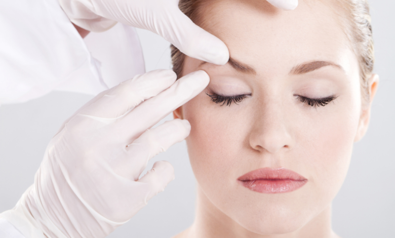 How Do Reconstructive and Cosmetic Surgery Differ?